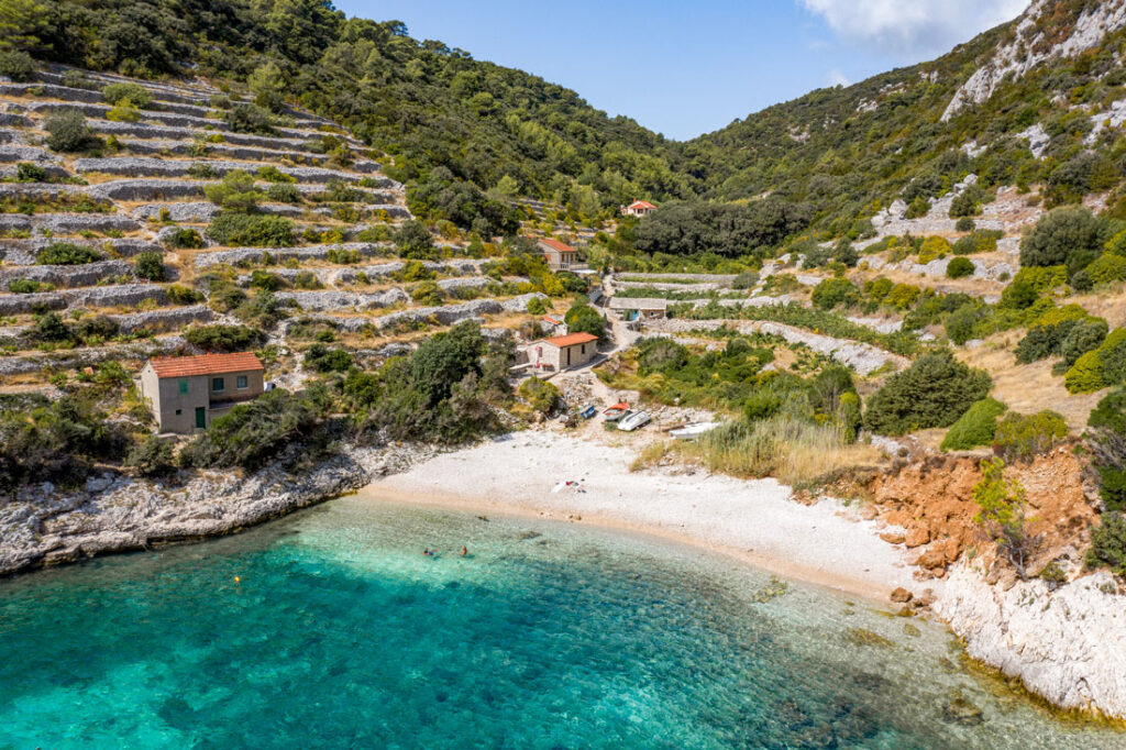 skrivene-plaže-Korcula-Pavja-luka